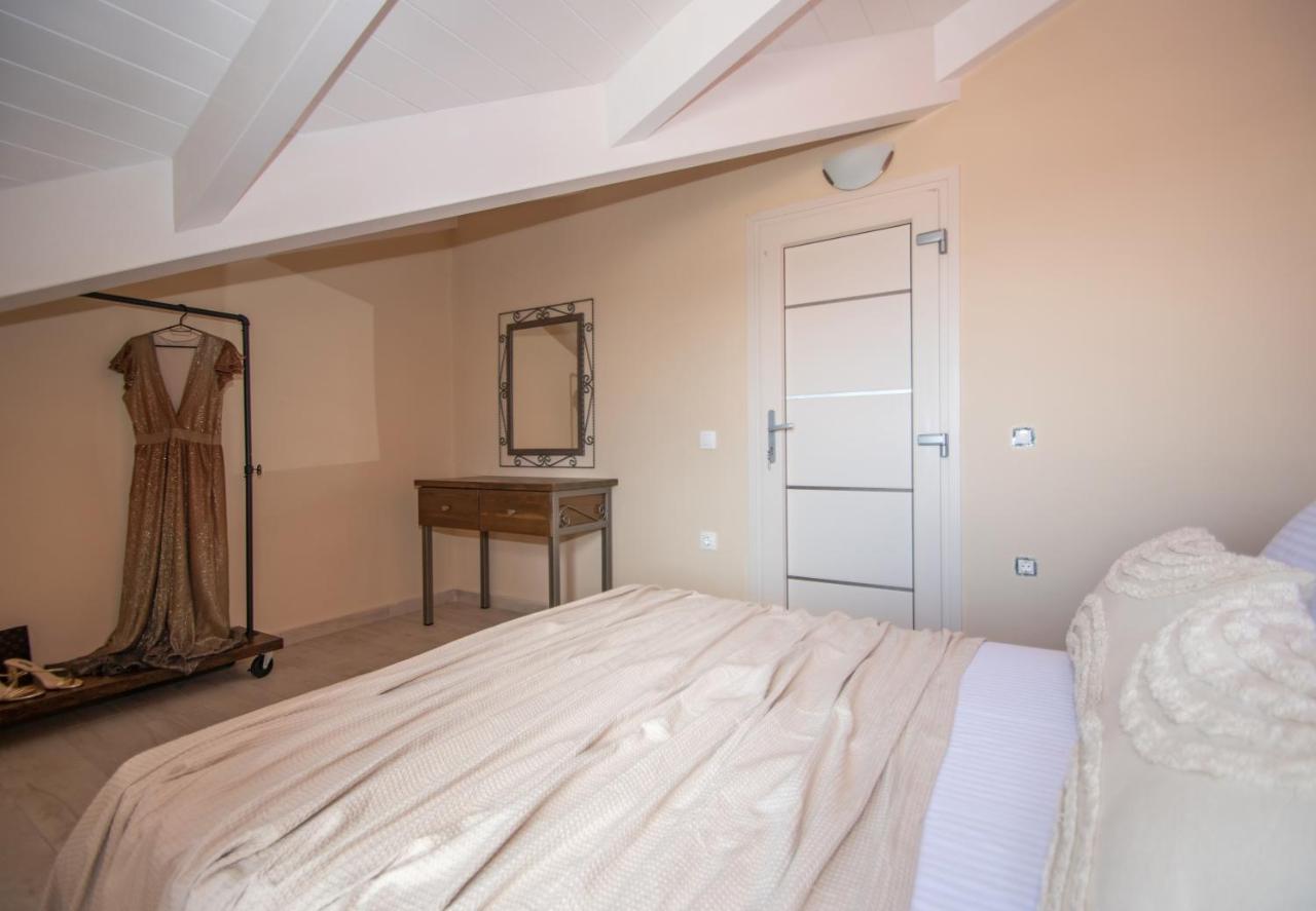 Gold Olive Suites Alykanas  Exterior foto